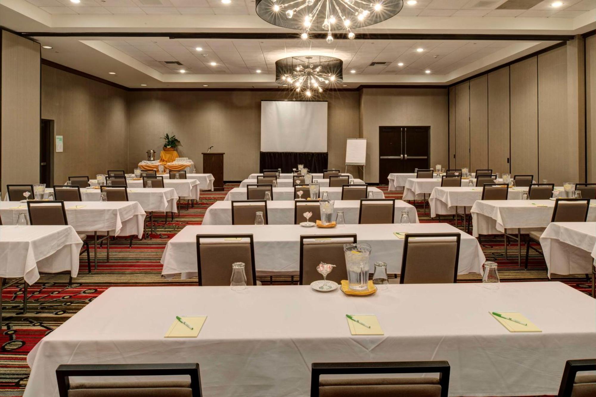 Doubletree By Hilton Hotel 4*